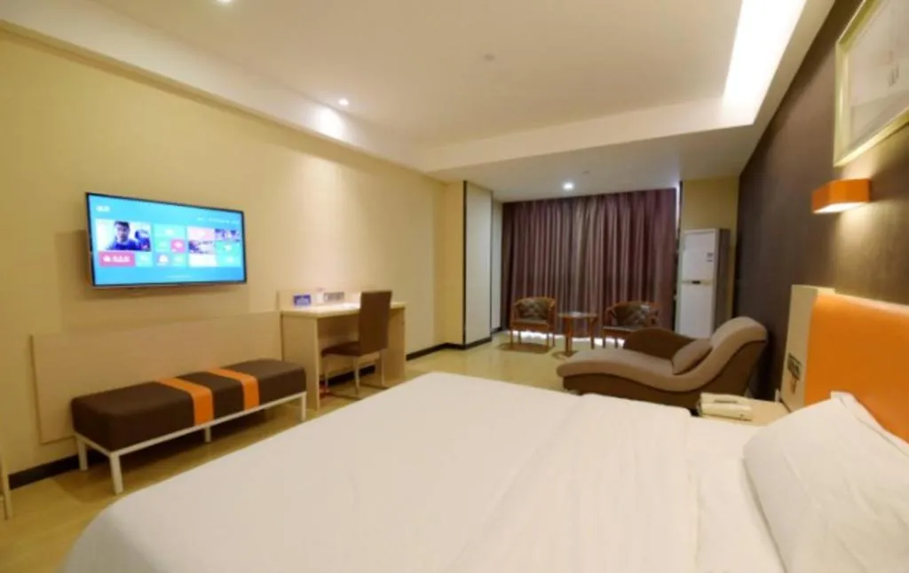 Bed in 7 Days Premium Jingjiang Fuhai New World Automobile Terminal Branch