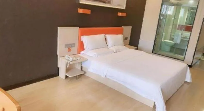 Bed in 7 Days Premium Jingjiang Fuhai New World Automobile Terminal Branch