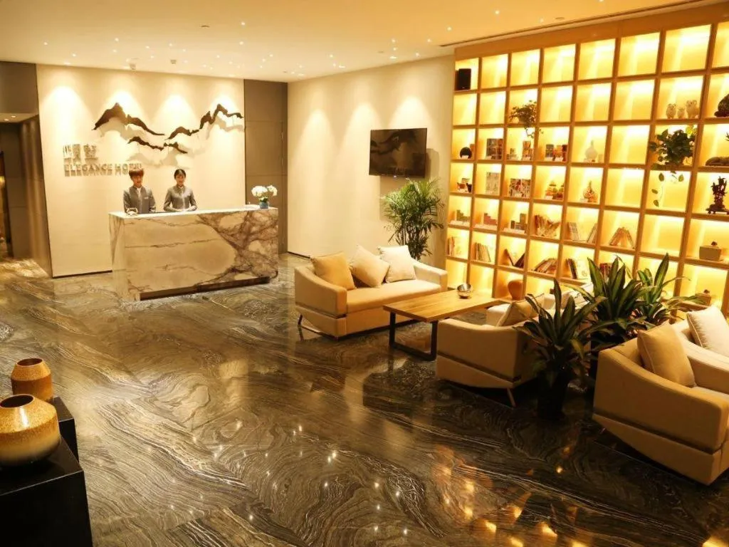 Qingdao Elegance Hotel