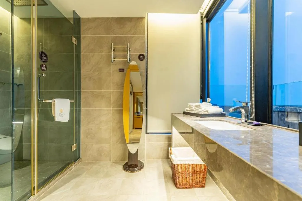 Qingdao Elegance Hotel