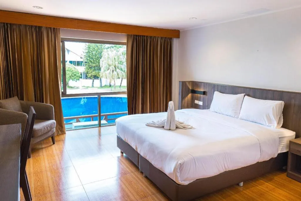 Bed in The Impress Nan Hotel