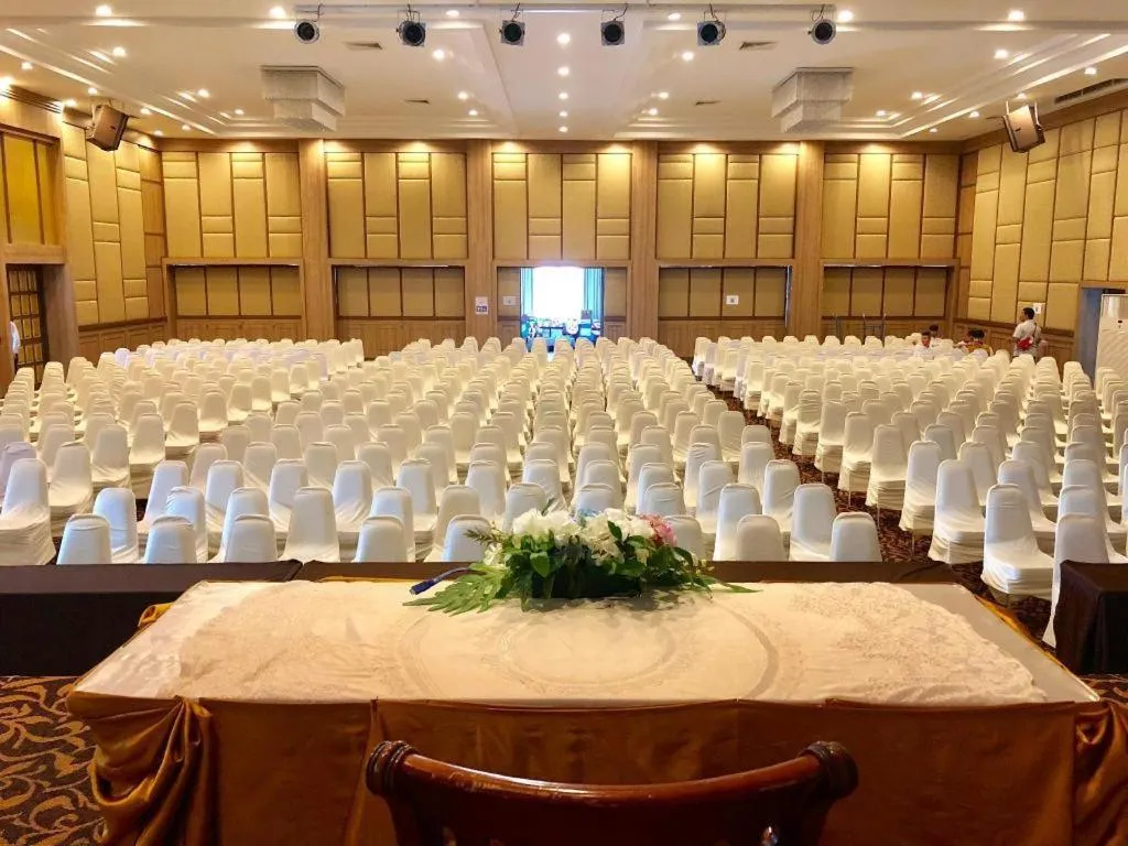 The Impress Nan Hotel