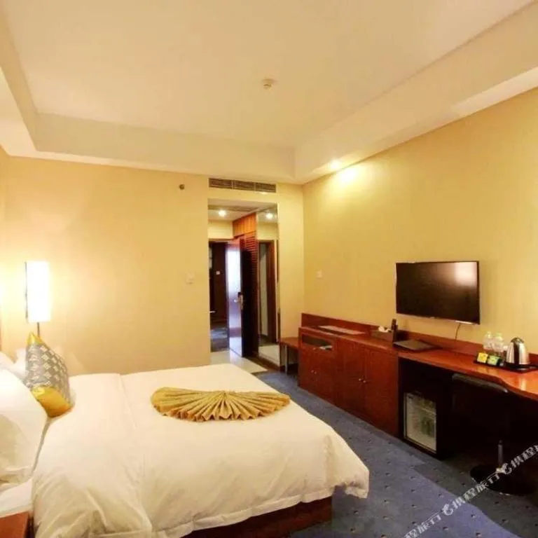 Bed in Qingdao TianRun JinWang Hotel