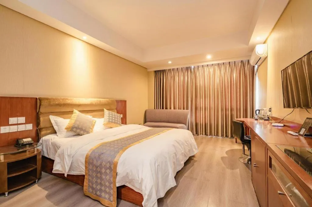 Bed in Qingdao TianRun JinWang Hotel