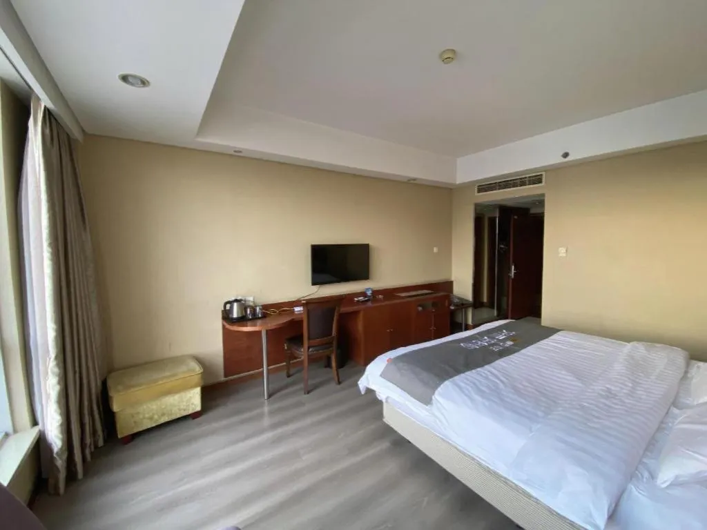 Bed in Qingdao TianRun JinWang Hotel