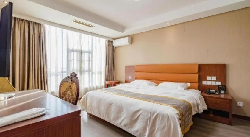 Bed in Qingdao TianRun JinWang Hotel