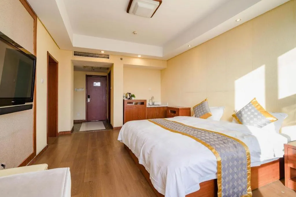 Bed in Qingdao TianRun JinWang Hotel