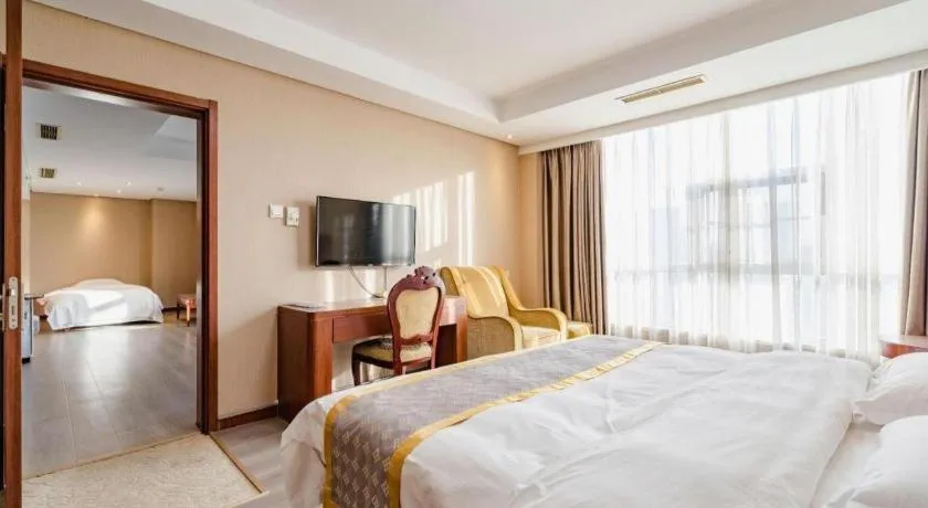 Bed in Qingdao TianRun JinWang Hotel