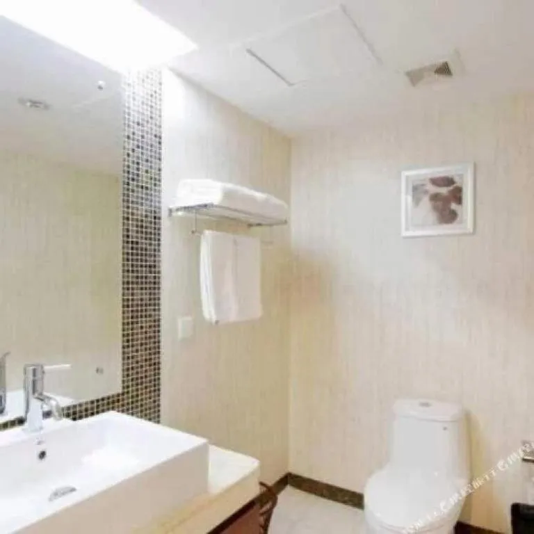 Qingdao TianRun JinWang Hotel