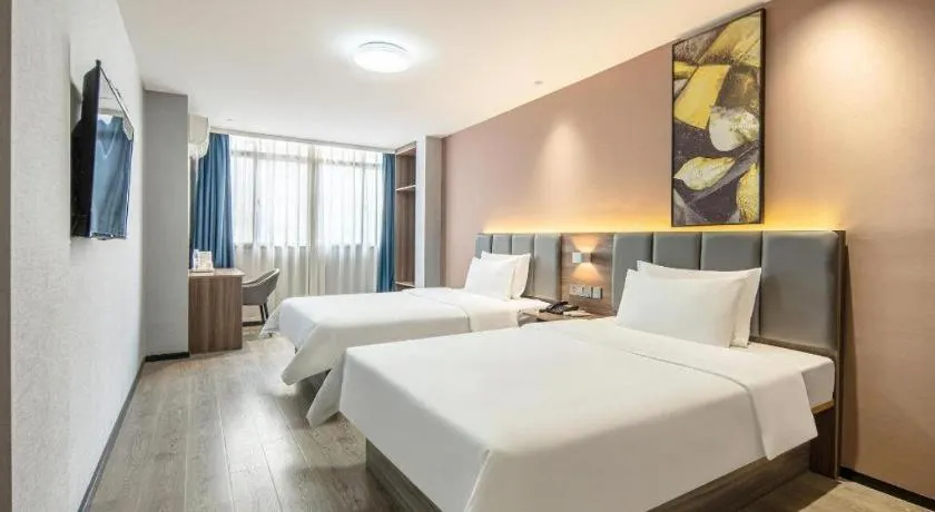 Bed in 7 Days Inn Yingshang Lanxing Building Materials Market