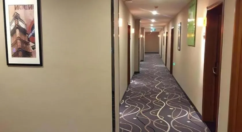 7 Days Premium Dezhou Qingyun Nanhuan Building Materials Market