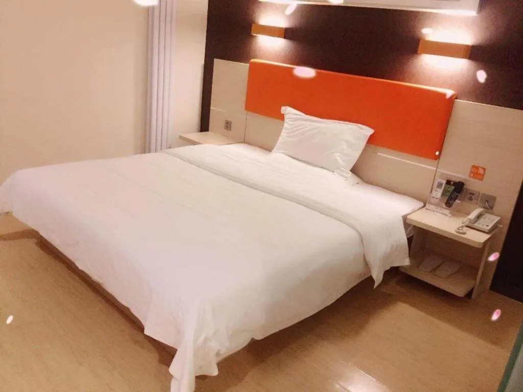 Bed in 7 Days Premium Dezhou Qingyun Nanhuan Building Materials Market