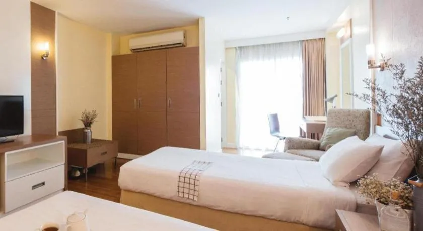 Bed in Clef Hotel Bangkok