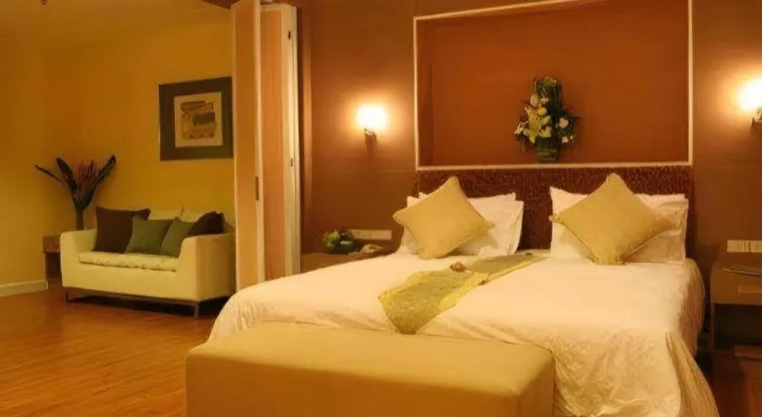 Bed in Clef Hotel Bangkok