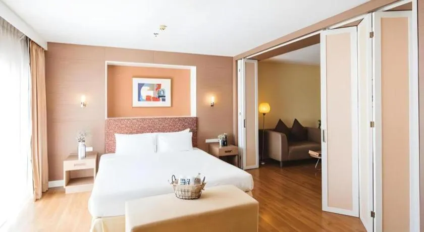 Bed in Clef Hotel Bangkok