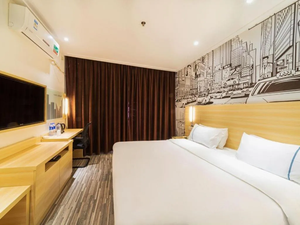 Bed in City Comfort Inn Zhongshan Lihe Square Walmart Branch