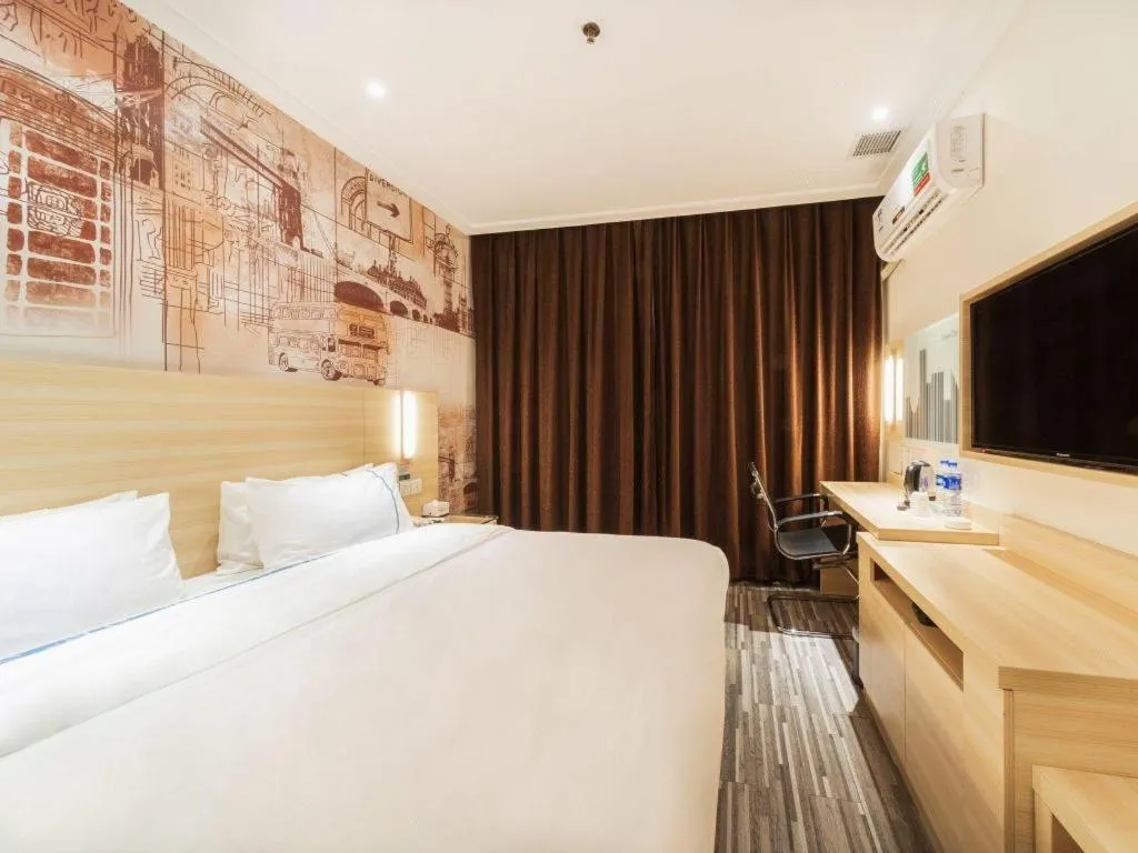 Bed in City Comfort Inn Zhongshan Lihe Square Walmart Branch