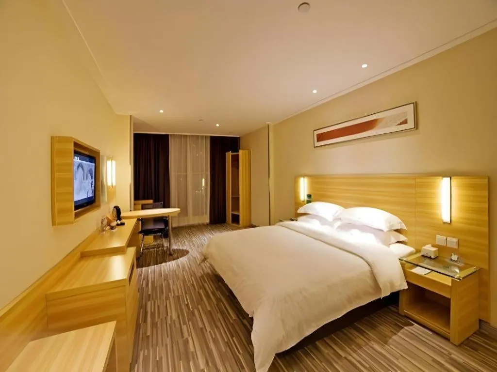 Bed in City Comfort Inn Zhongshan Lihe Square Walmart Branch