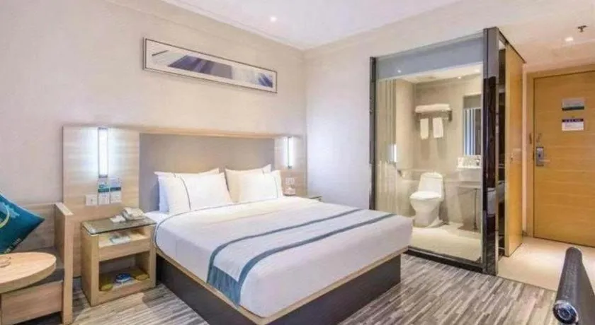 Bed in City Comfort Inn Zhongshan Lihe Square Walmart Branch