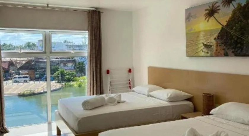 Bed in Jeffrey S Hotel