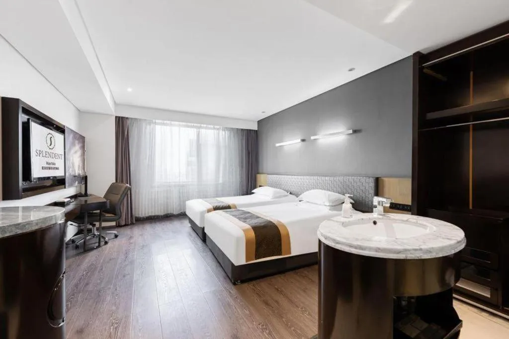 Bed in Harbin Splendent Hotel