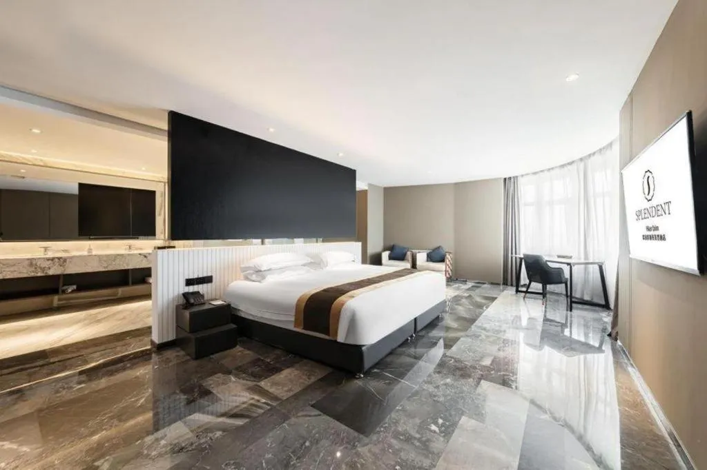 Bed in Harbin Splendent Hotel