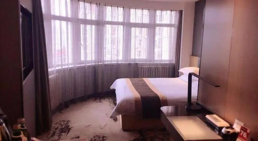 Bed in Harbin Splendent Hotel