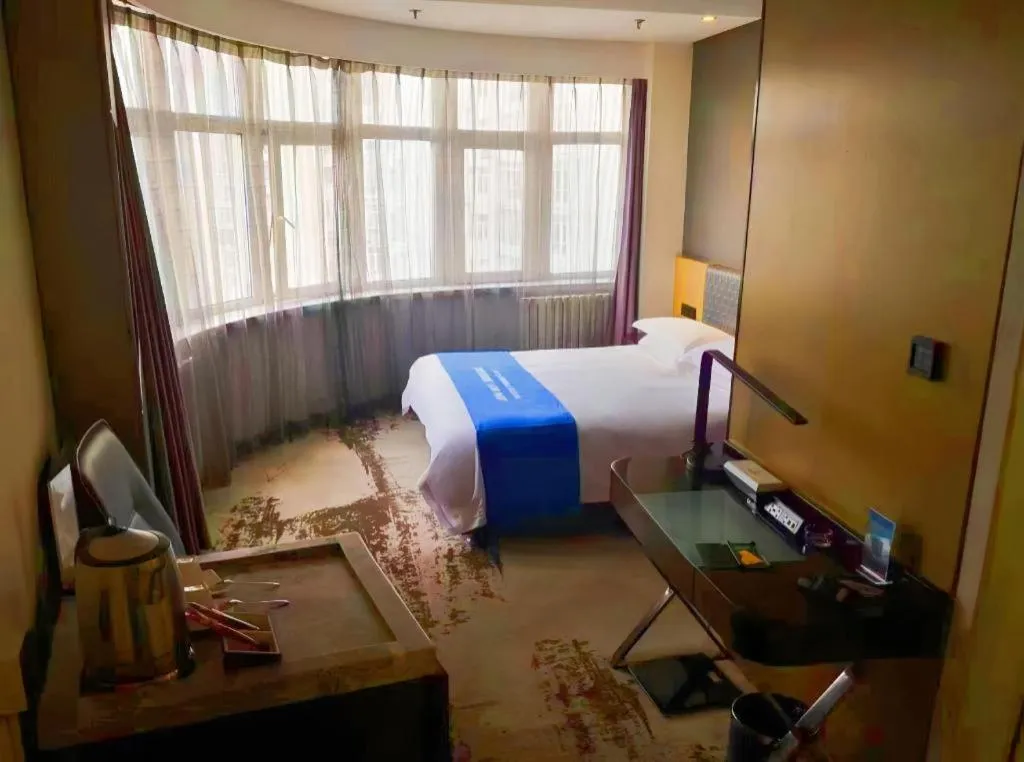 Bed in Harbin Splendent Hotel