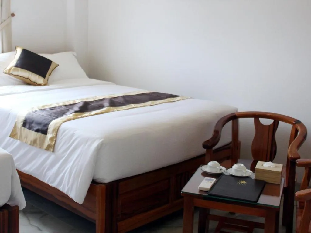 Bed in Hong Mai Hotel Nha Trang