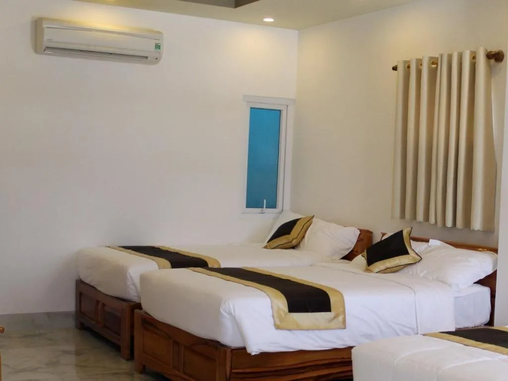 Bed in Hong Mai Hotel Nha Trang