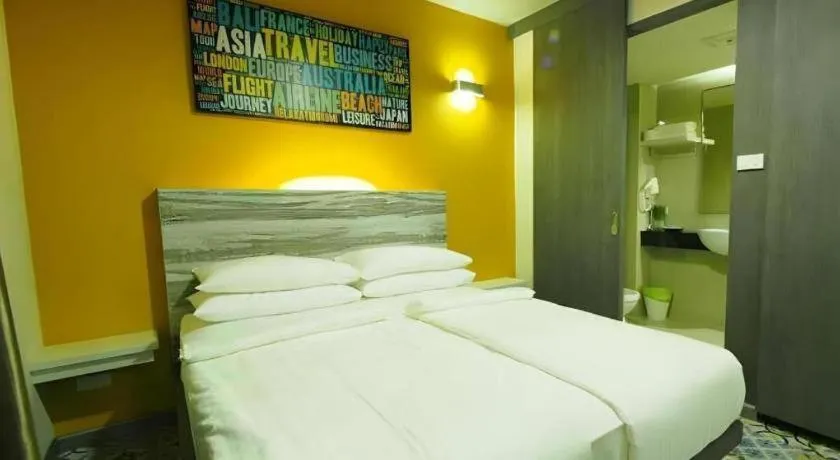 Bed in BB House Mini Suite Hotel