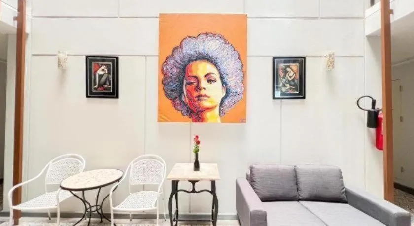 BB House Mini Suite Hotel