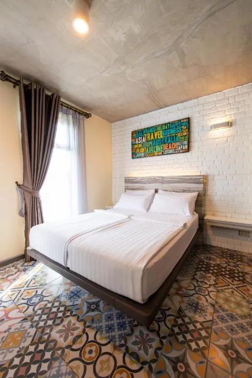 Bed in BB House Mini Suite Hotel