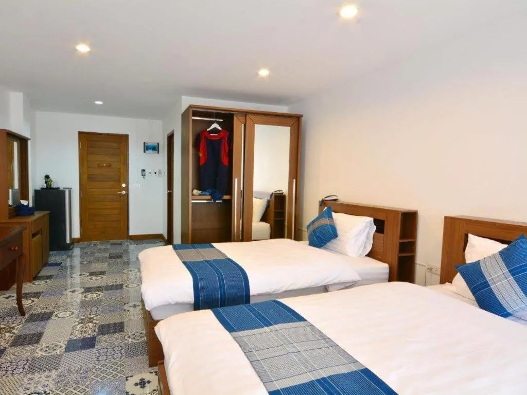 Bed in The Indigo House Phrae