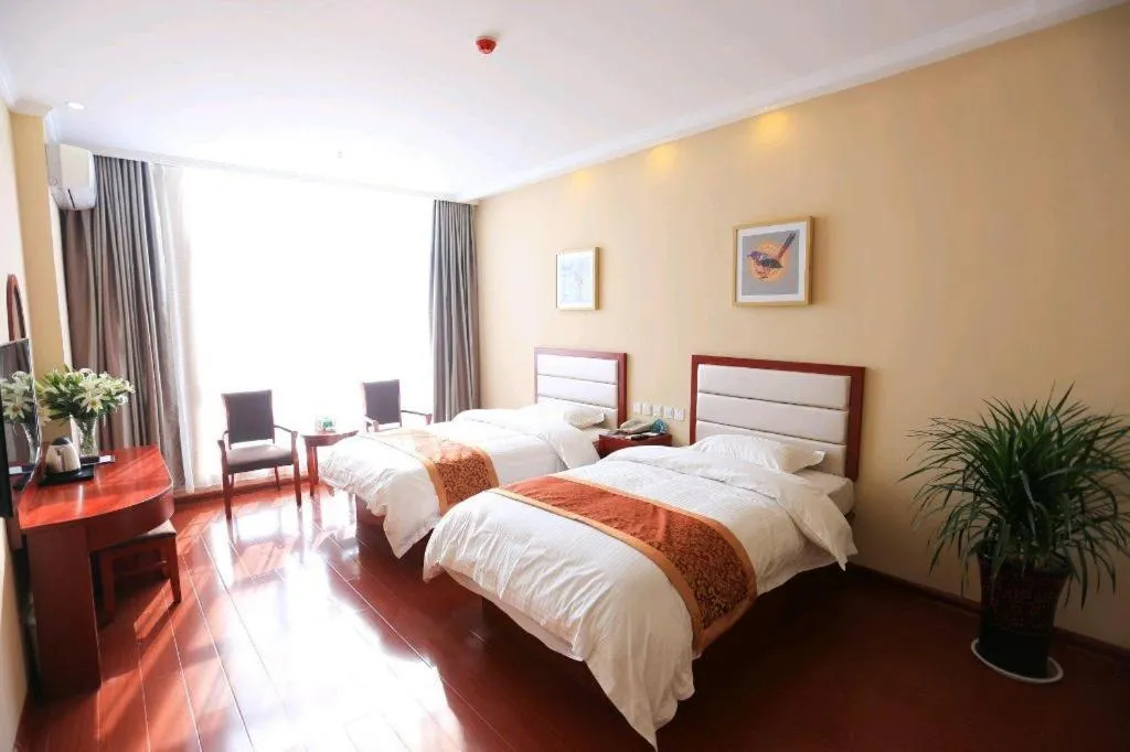 Bed in GreenTree Inn Shandong Yuncheng Ximen Street Songjiang Kung Fu School Business Hotel
