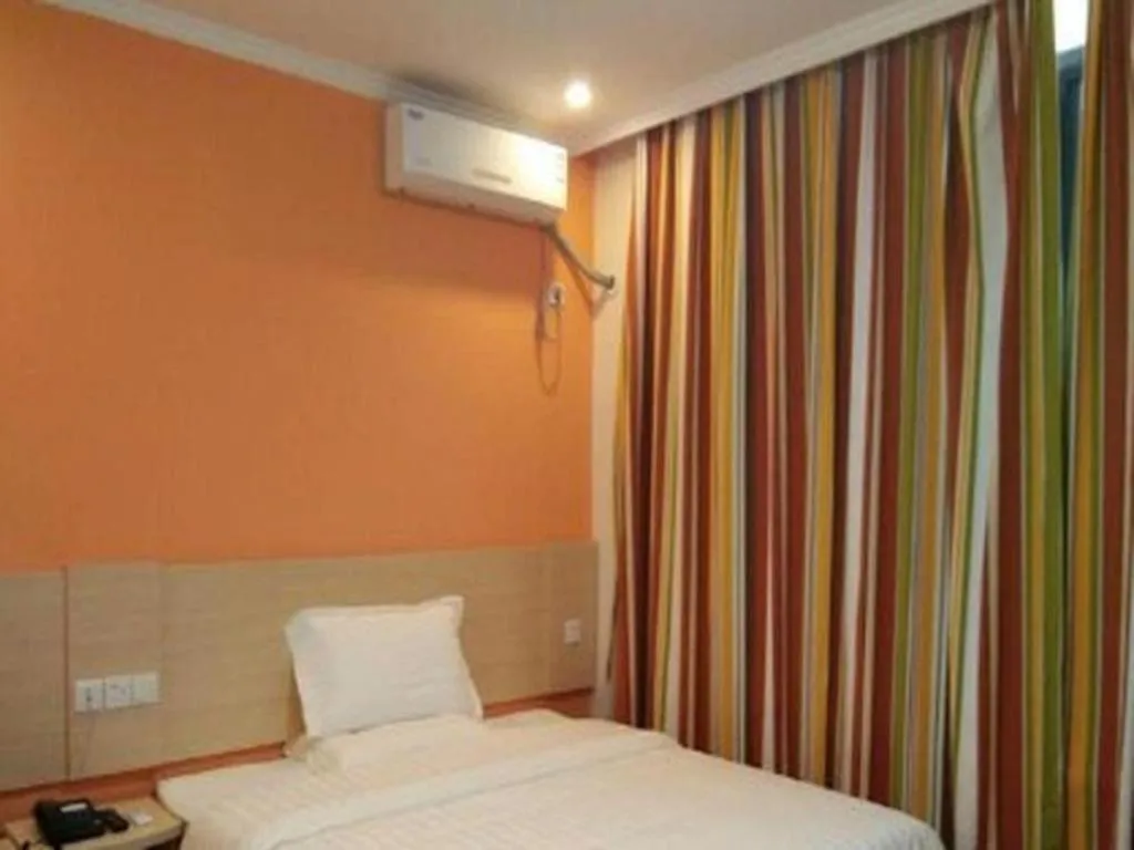 Bed in 7 Days Inn Dezhou Qihe Passenger Station