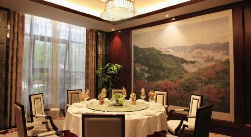 Yongzhou Chuang Fa Cheng XiaoXiangYi Hotel