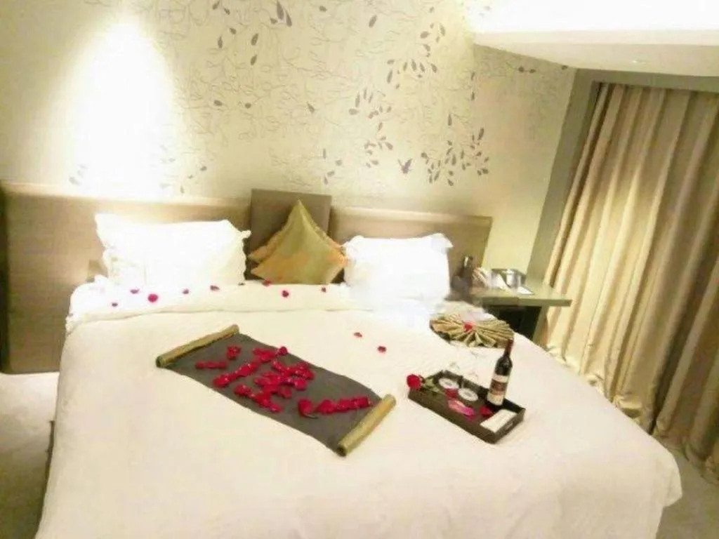 Bed in Yongzhou Chuang Fa Cheng XiaoXiangYi Hotel