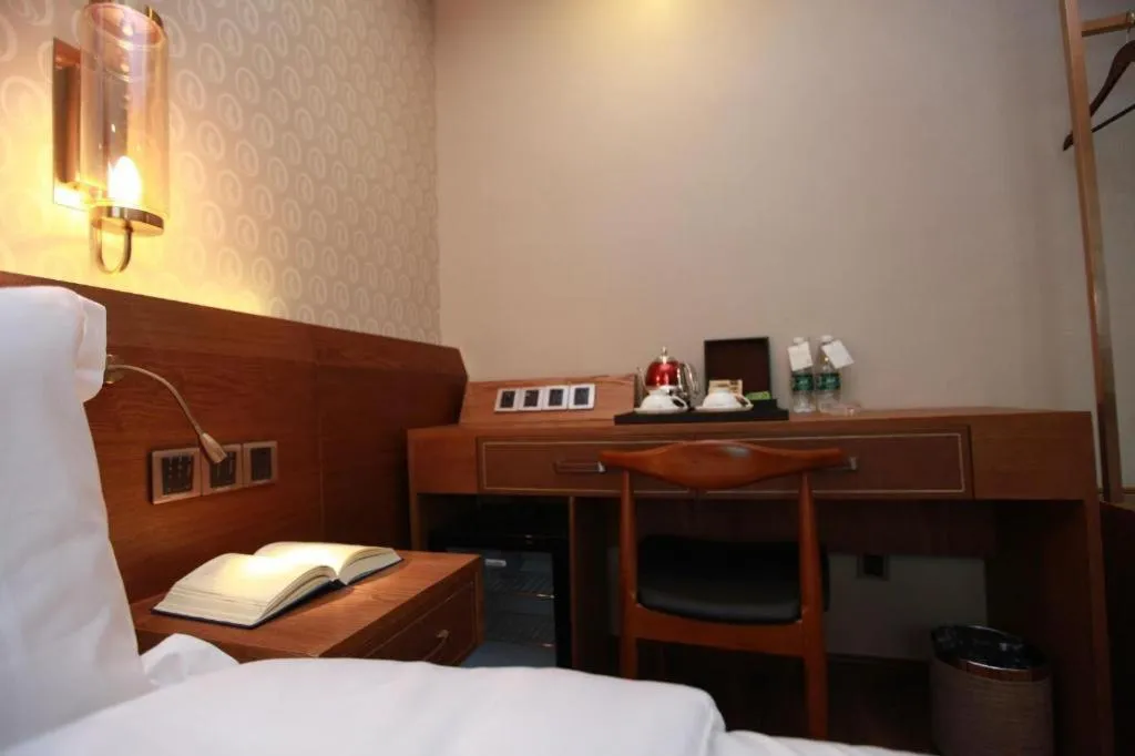 Bed in James Joyce Coffetel Wuxi Taihu Square Subway Station Branch