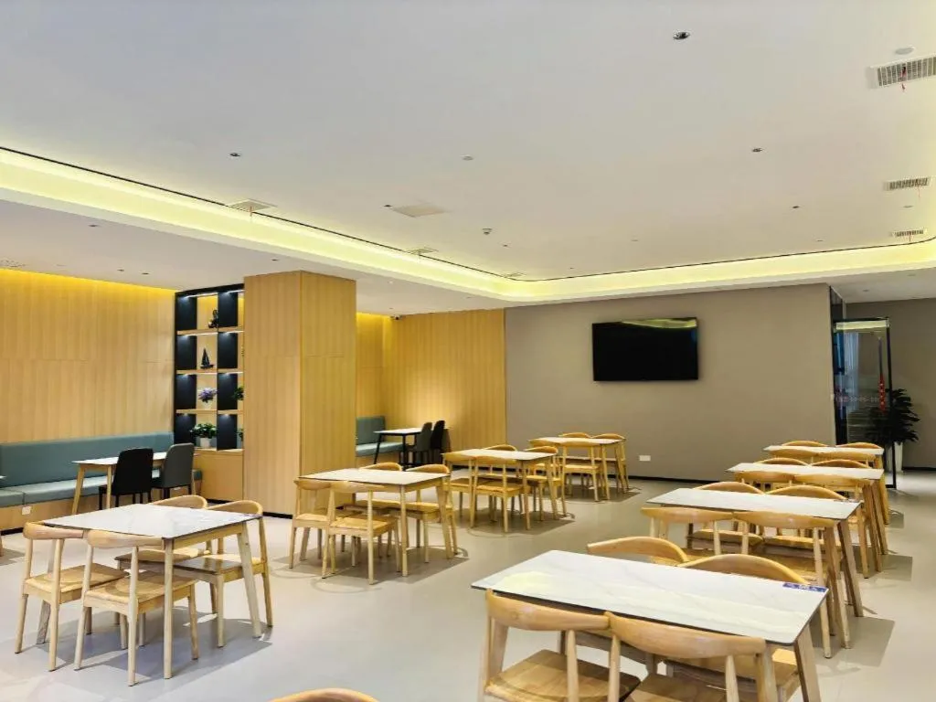 Lavande Hotel Yichang Railway East Station Branch