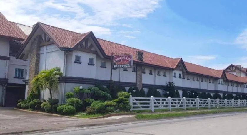 Chocolate and Berries Hotel