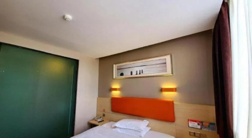 Bed in 7 Days Premium Shihezi Youxie Plaza Jun Ken Museum