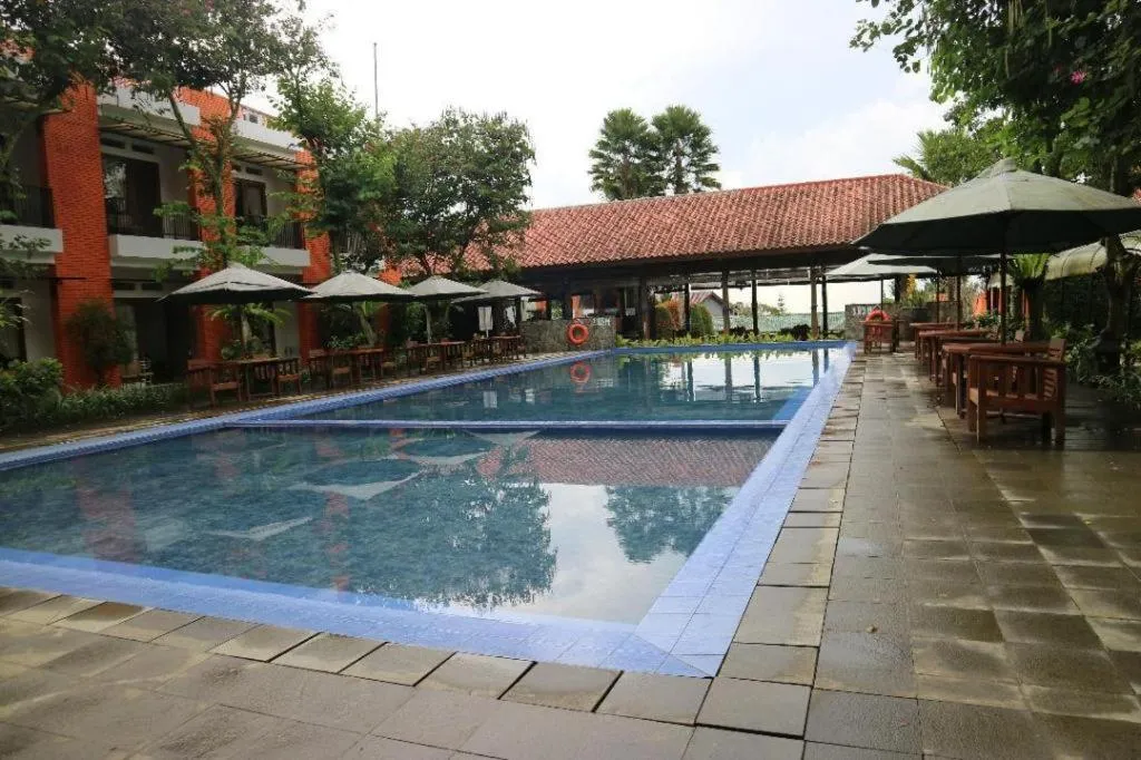 Villa Bukit Pinus