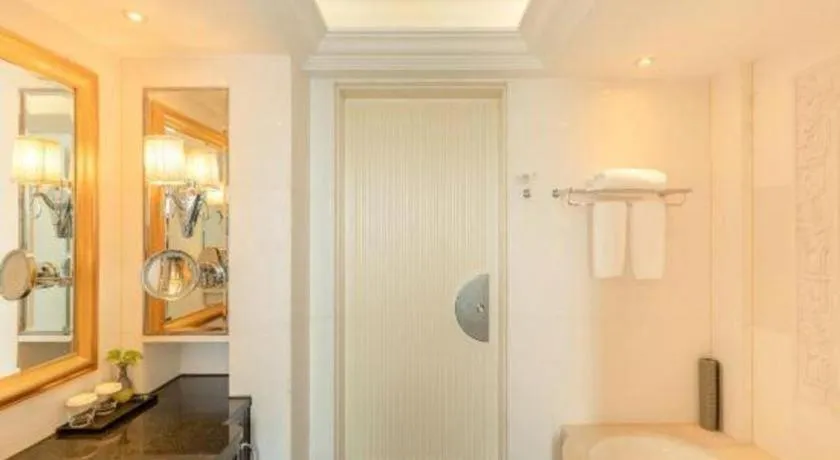 Tongxiang Inspirock Hotel