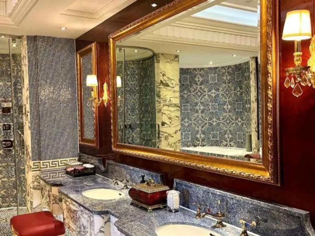 Tongxiang Inspirock Hotel