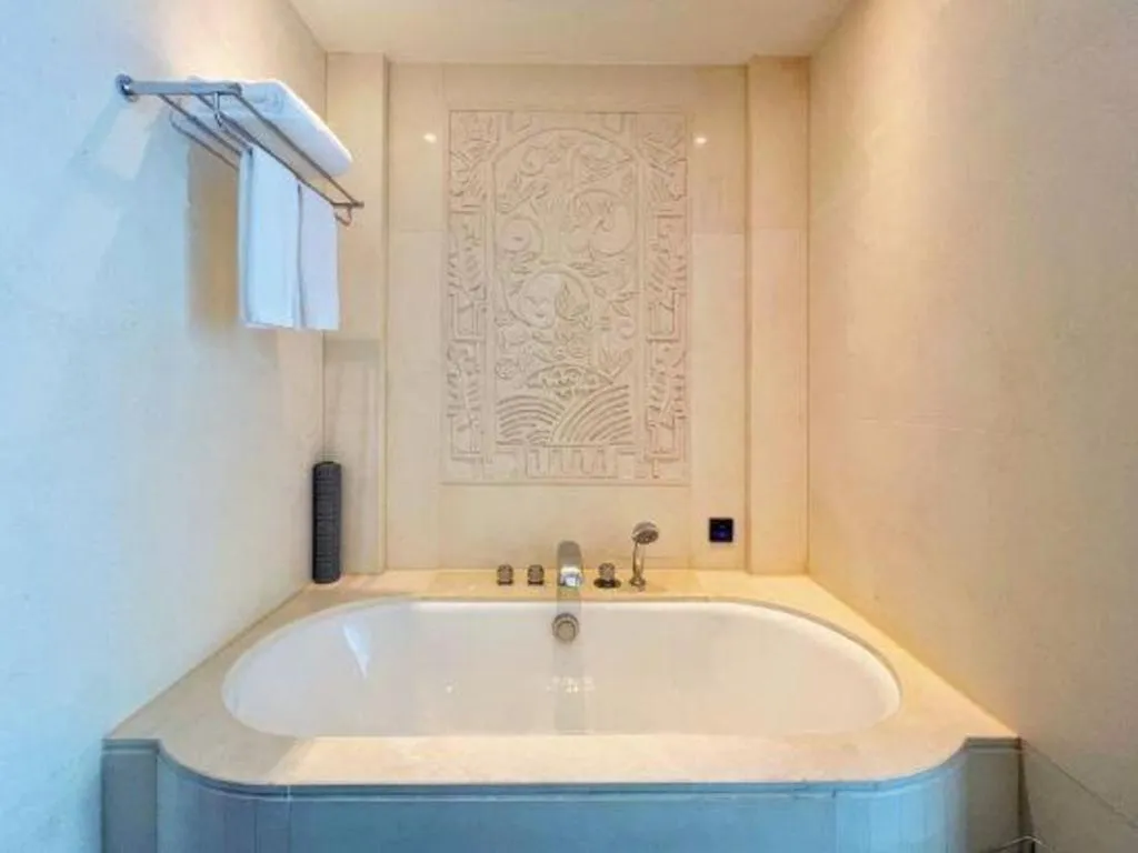 Tongxiang Inspirock Hotel