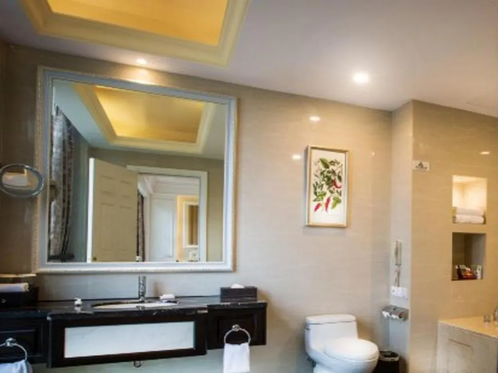 Tongxiang Inspirock Hotel