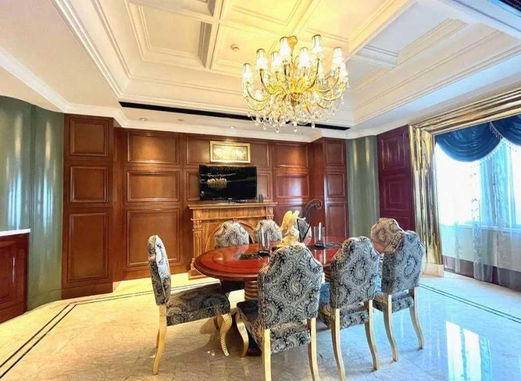 Tongxiang Inspirock Hotel