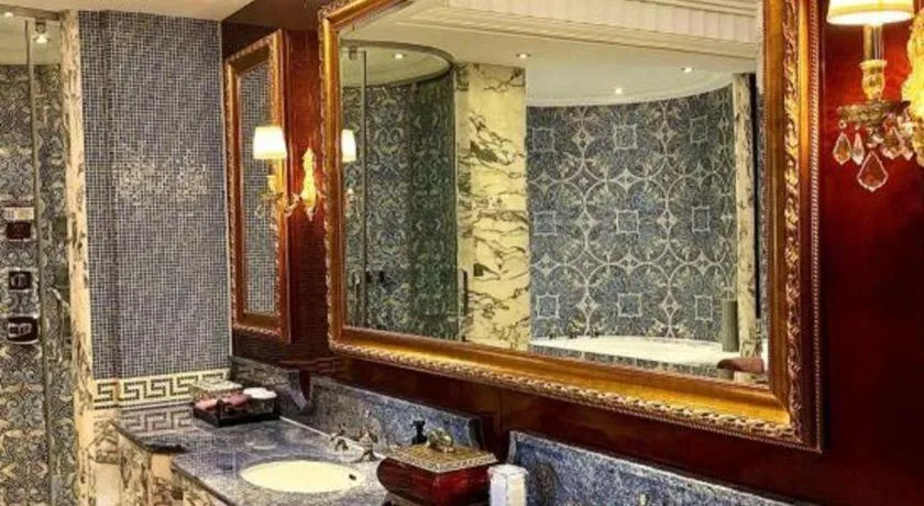 Tongxiang Inspirock Hotel