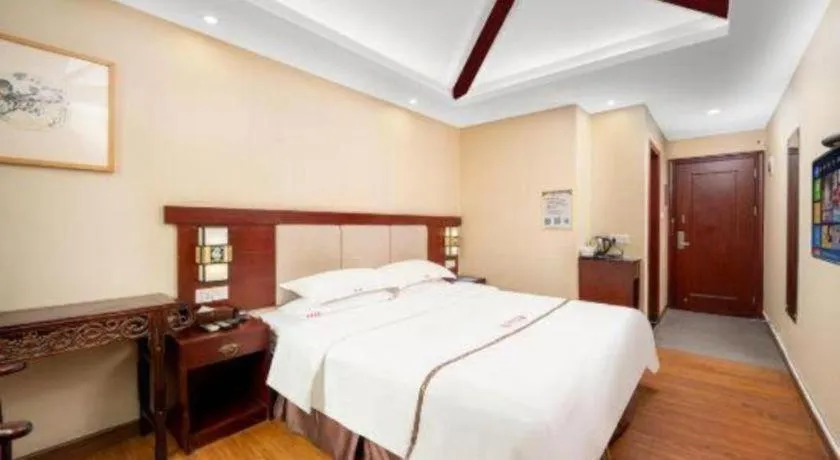 Bed in BOOK PAVILION HOTEL